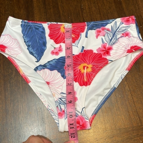 Beachsissi - Picture 3 of 6